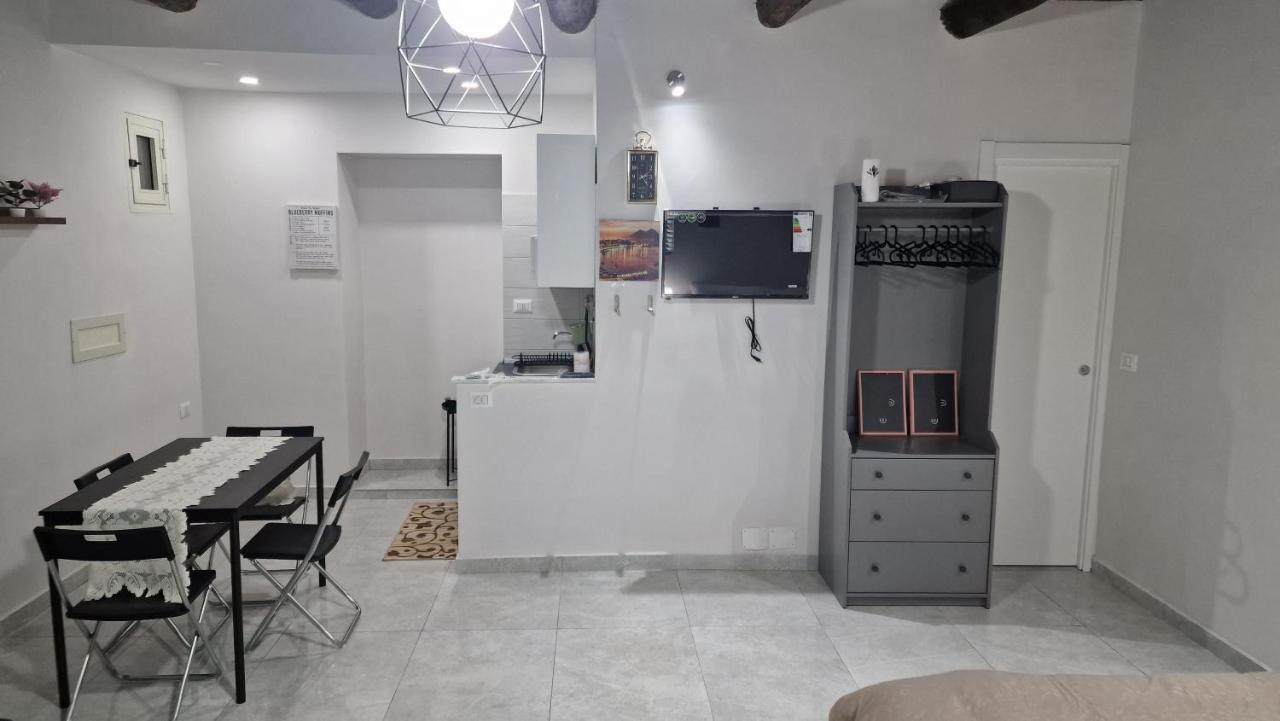 Vincent'S House Apartment Naples Luaran gambar