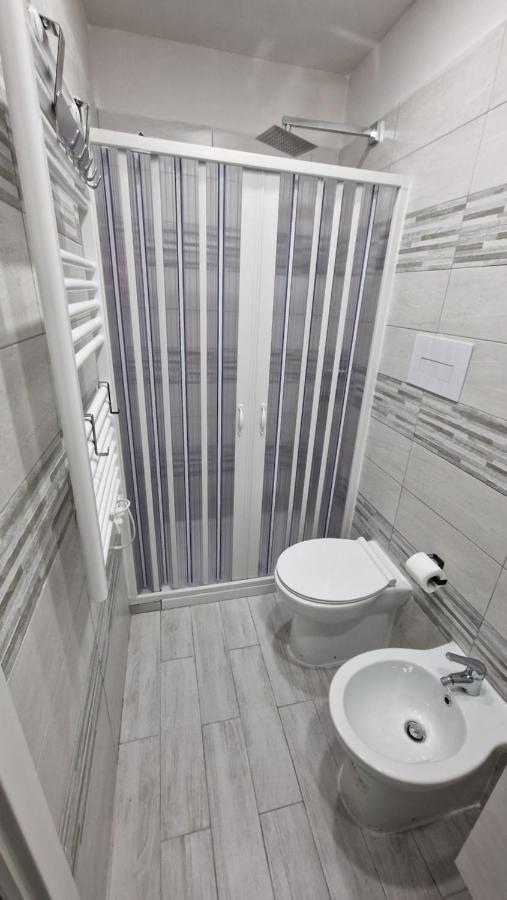 Vincent'S House Apartment Naples Luaran gambar