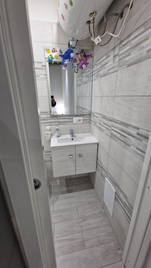 Vincent'S House Apartment Naples Luaran gambar
